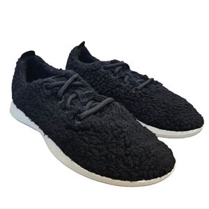 Allbirds Wool Runner Fluffs in Natural Black and White